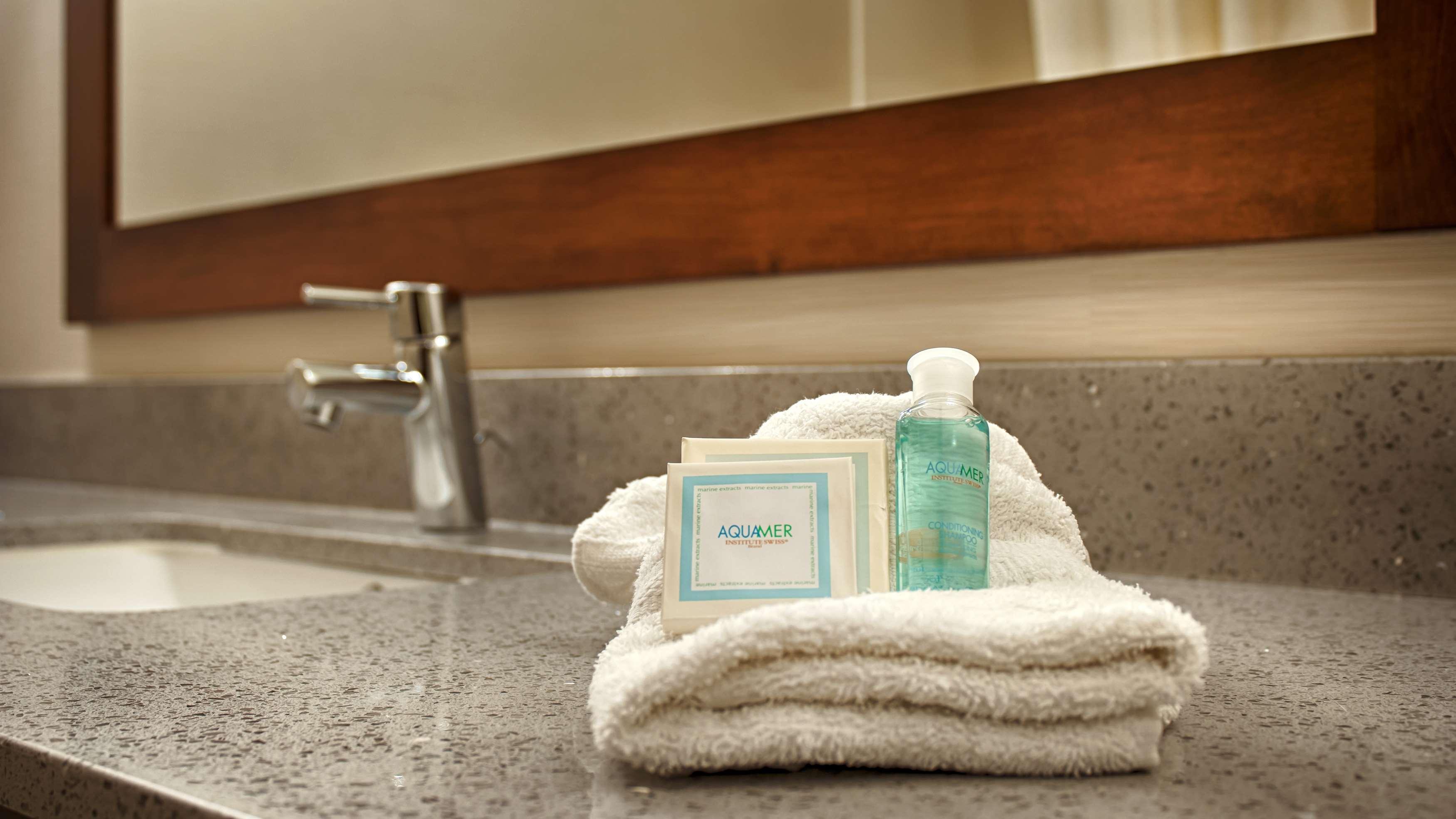 Best Western Elkhart Inn & Suites Экстерьер фото