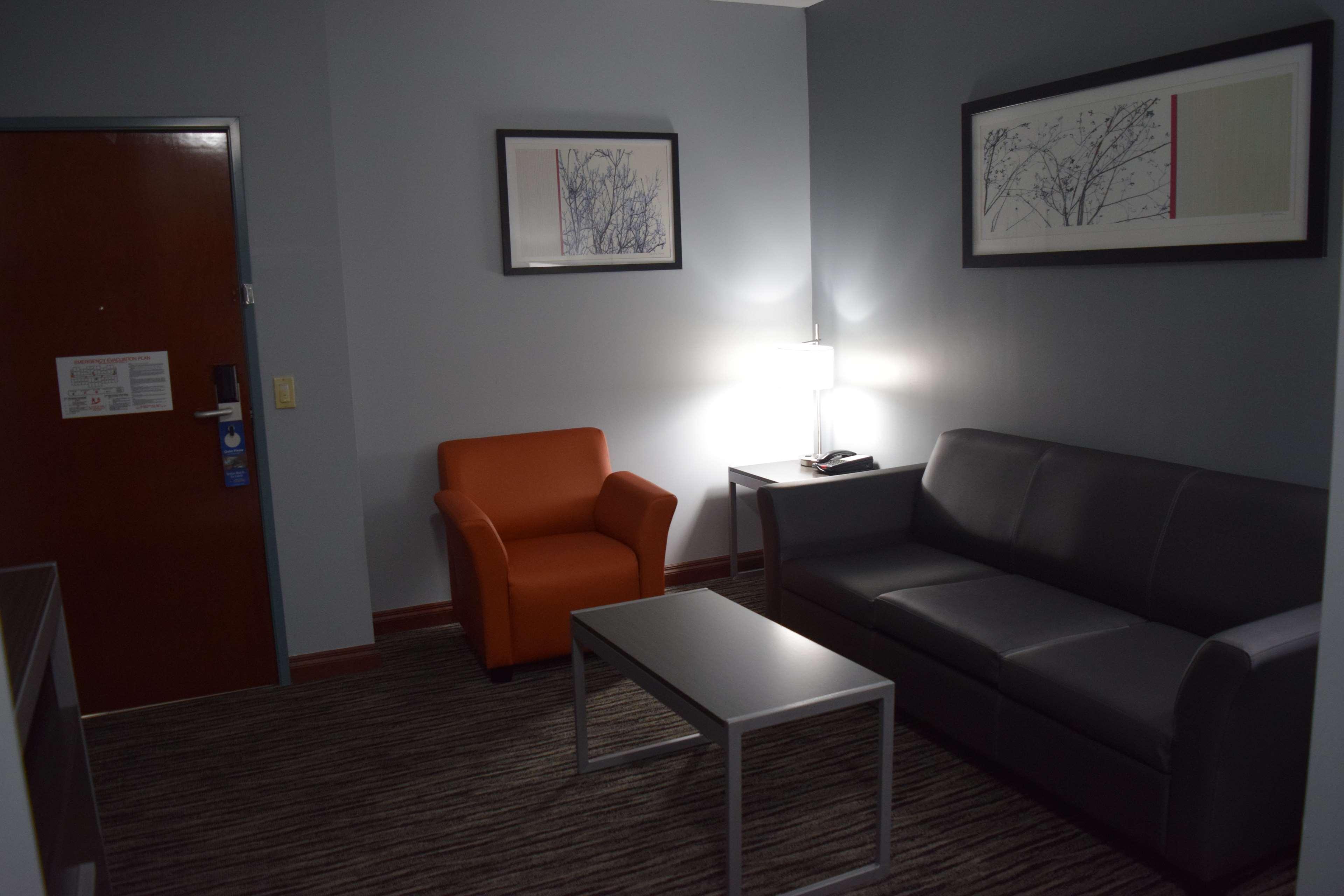 Best Western Elkhart Inn & Suites Экстерьер фото
